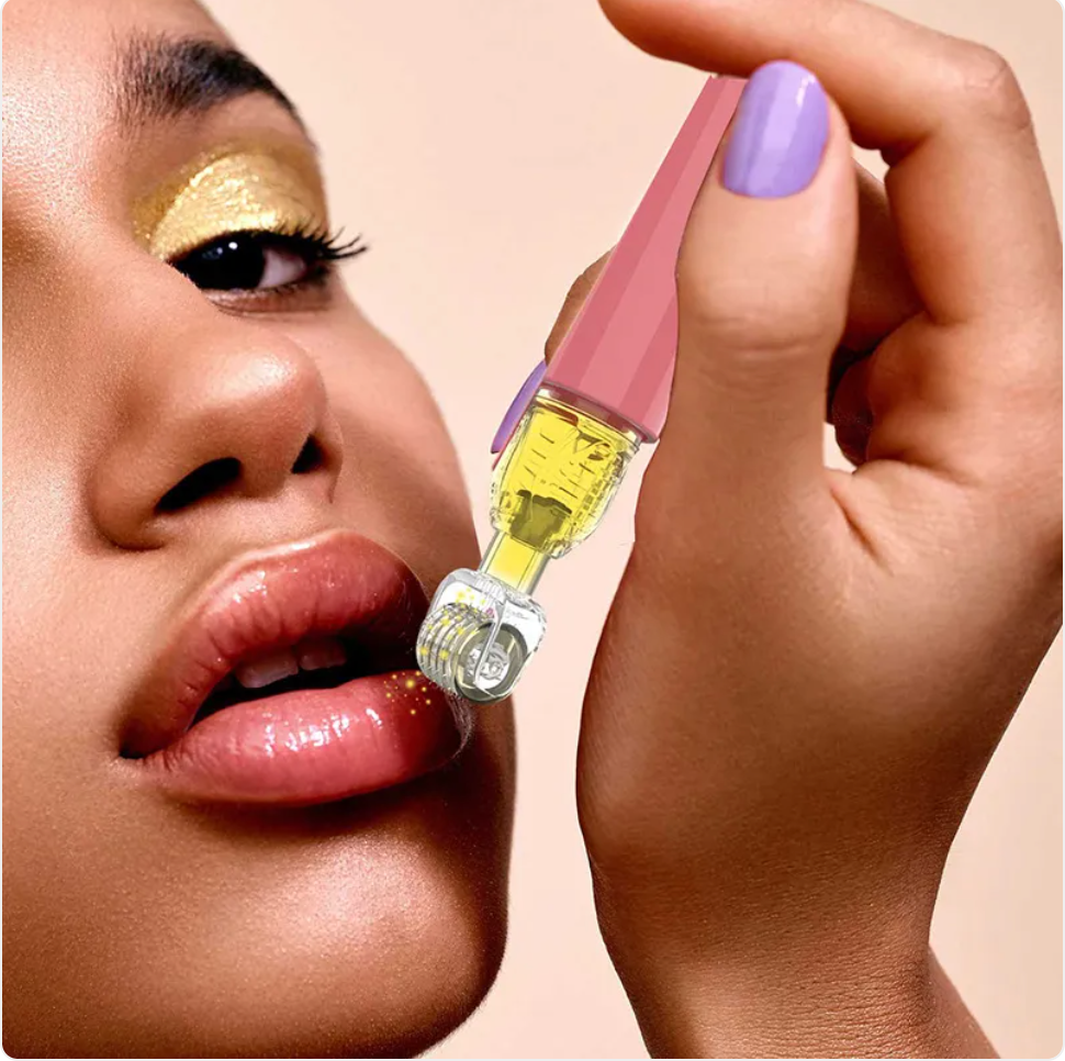Compact Lip Enhancer Roller